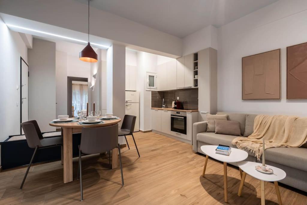 Delightful Sense 2Bd Apt In Kolonaki 7 Min To Metro Atenas Exterior foto